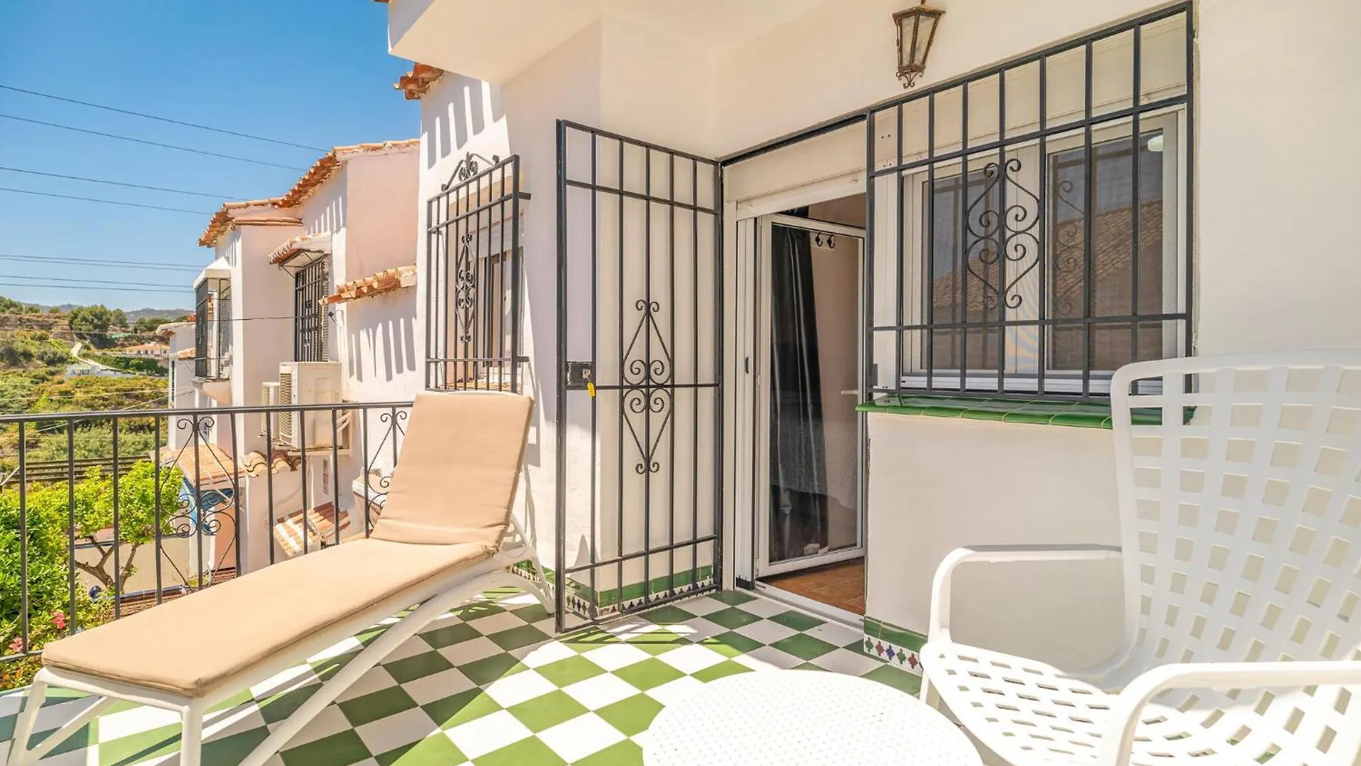 Casa de Férias Beautiful Home In Nerja With Kitchenette Espanha