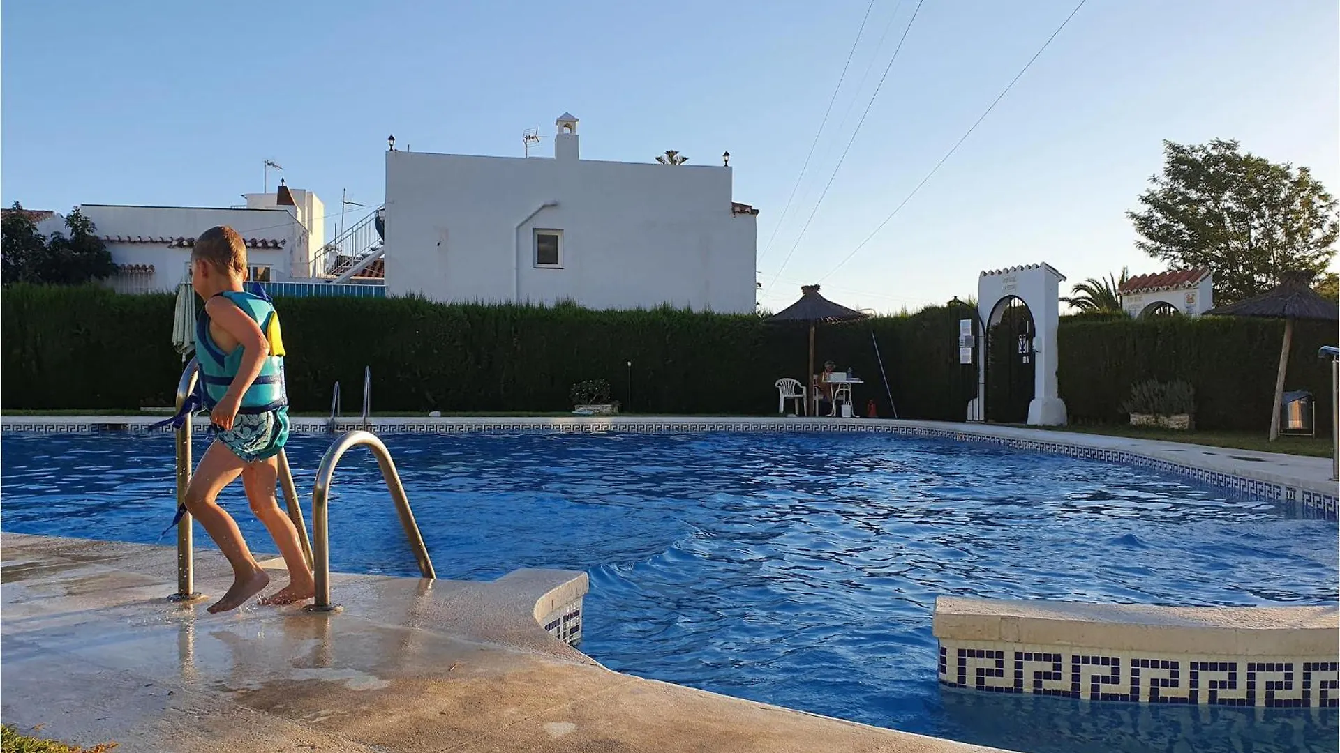 Beautiful Home In Nerja With Kitchenette